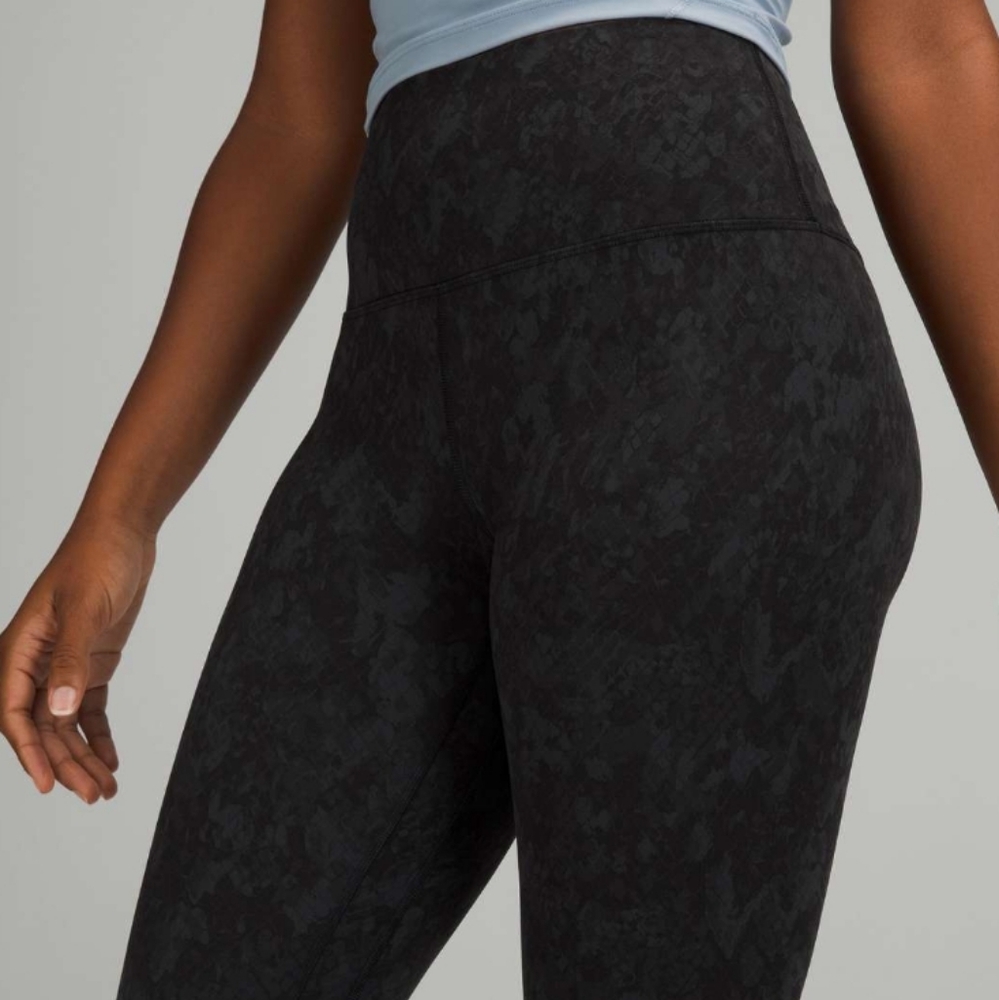 NWT Lululemon Align Hi-rise Crop